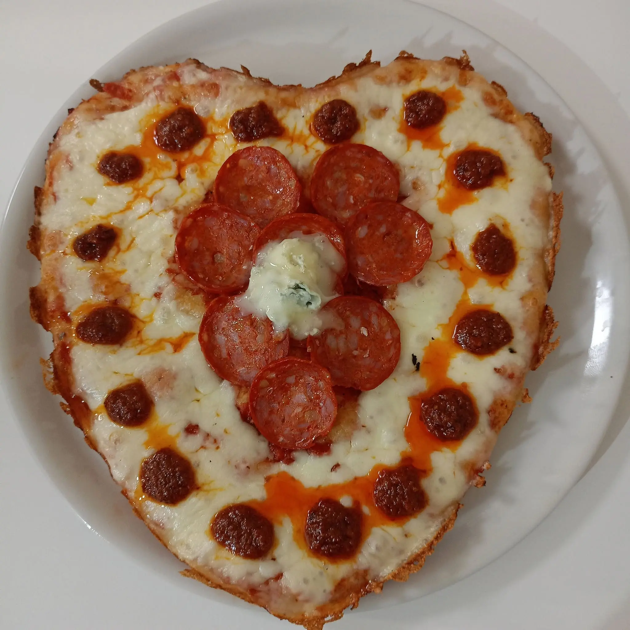 Pizza fatta con il cuore