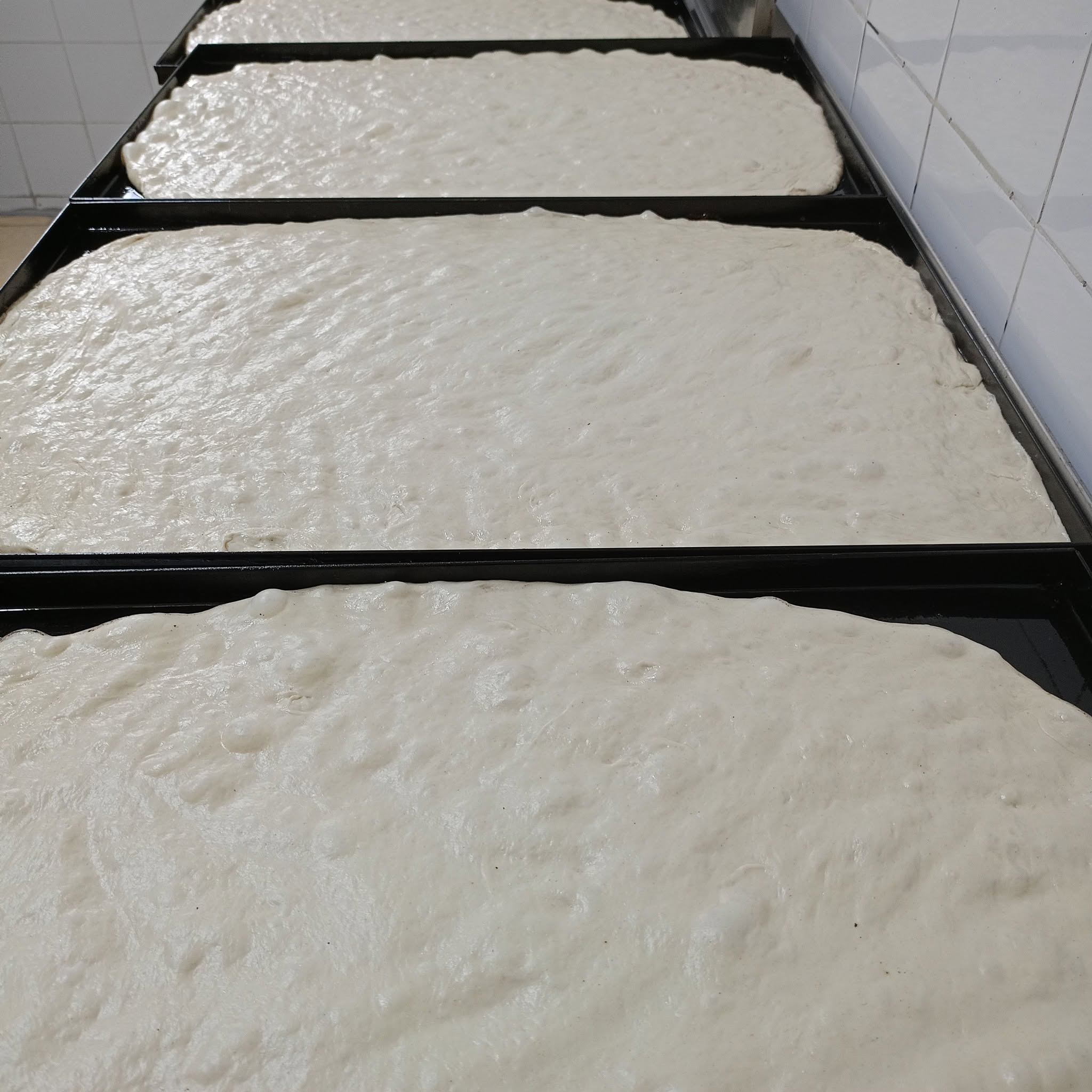 Preparazione dell'impasto fresco per la pizza